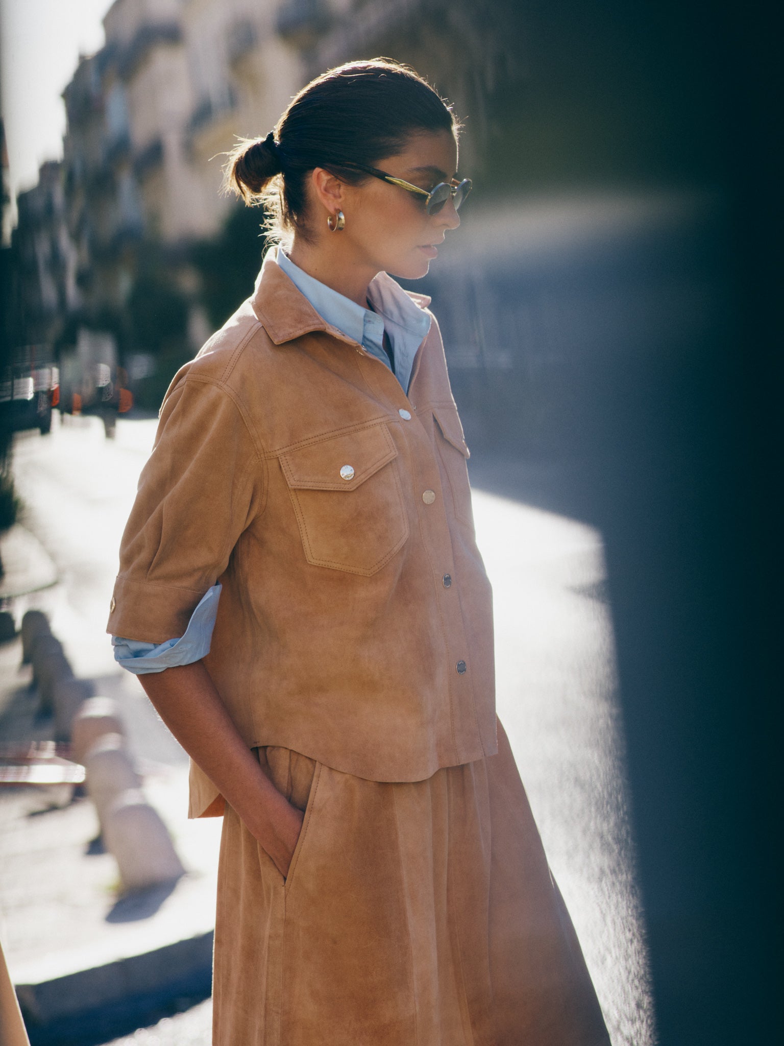 Modelshot / Tan / Detail